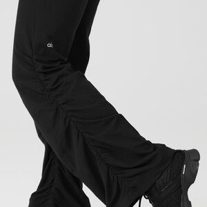 Alo Ruched Soft Sculpt Pant
